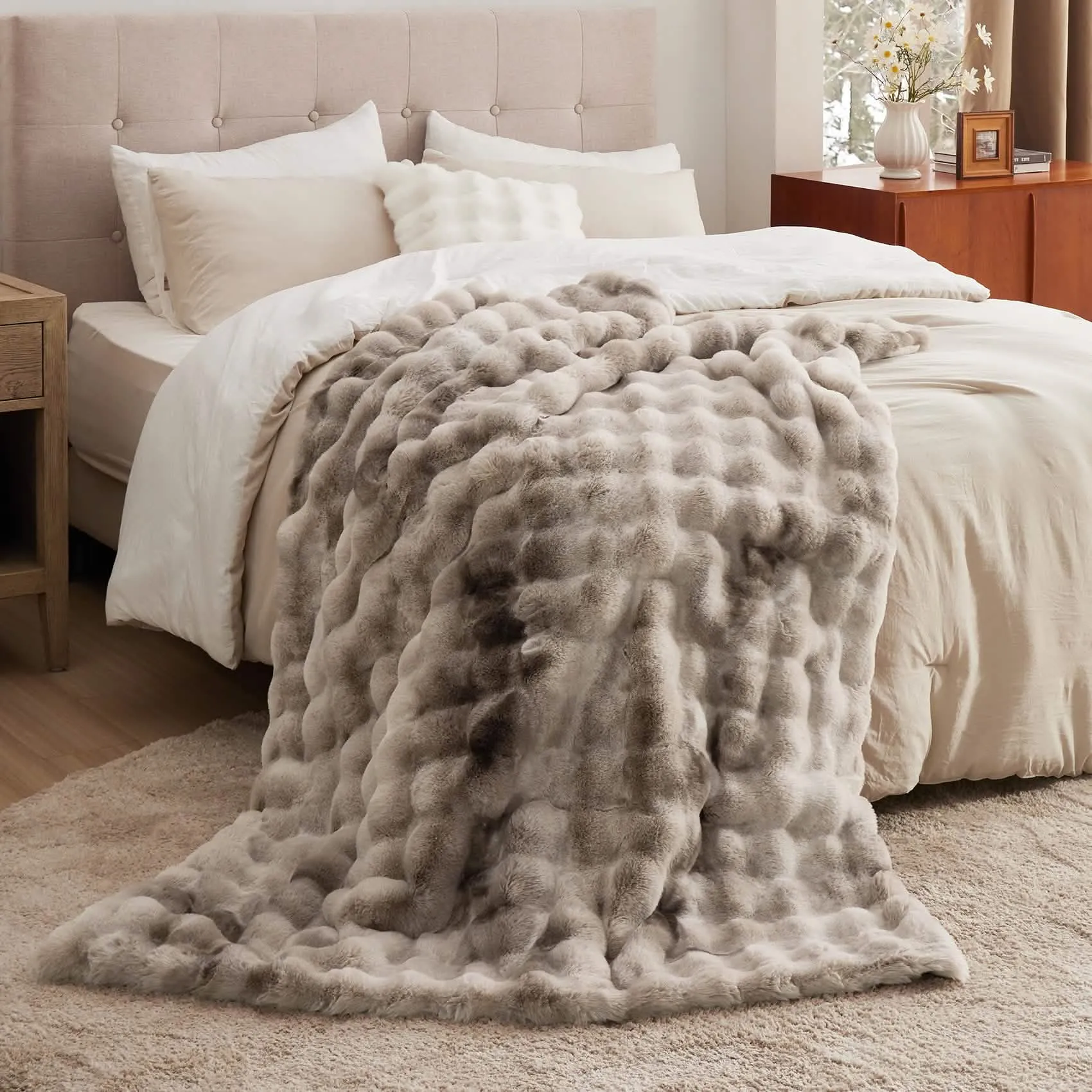 Ultra-Plush Bubble Faux Fur Blanket