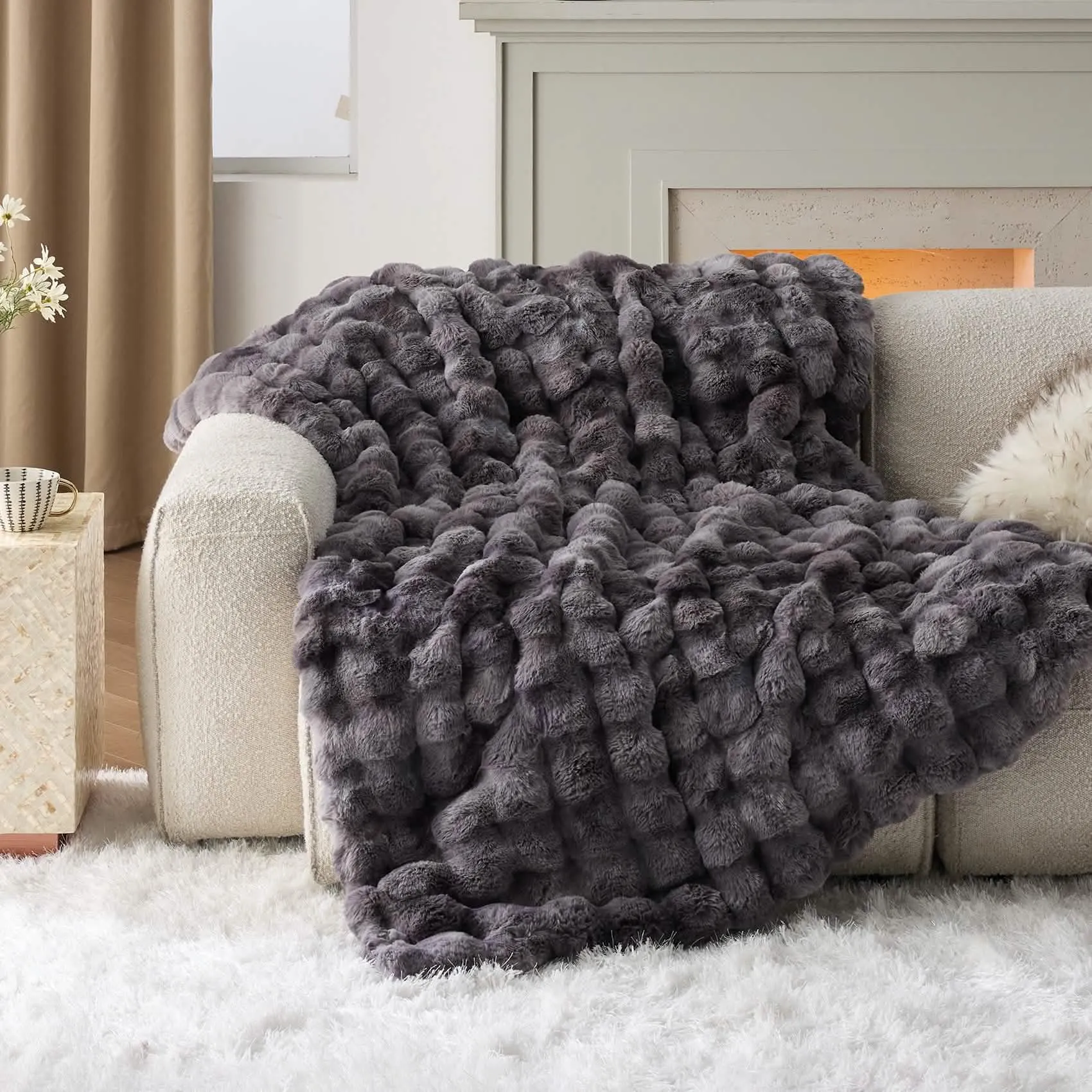 Ultra-Plush Bubble Faux Fur Blanket