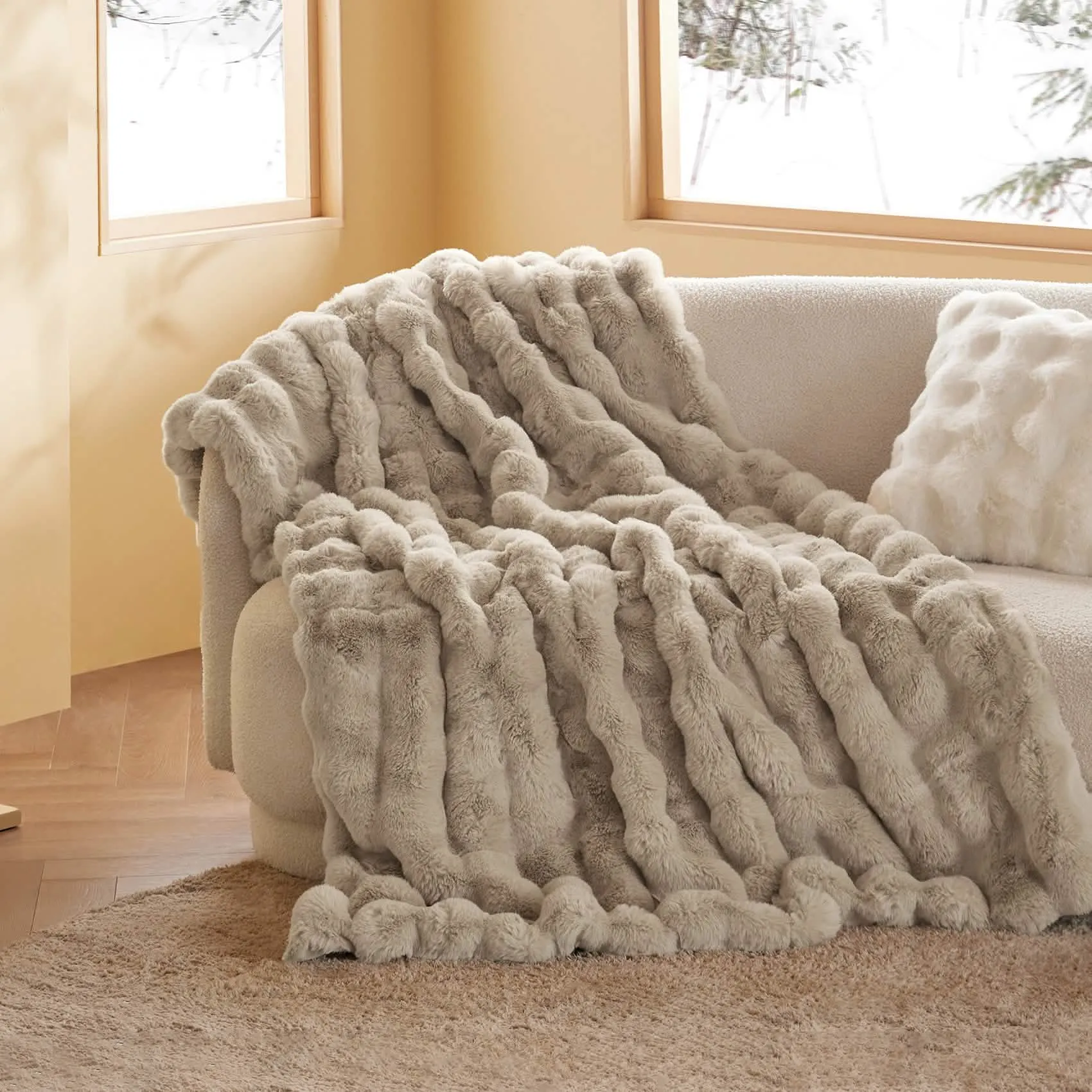 Ultra-Plush Bubble Faux Fur Blanket