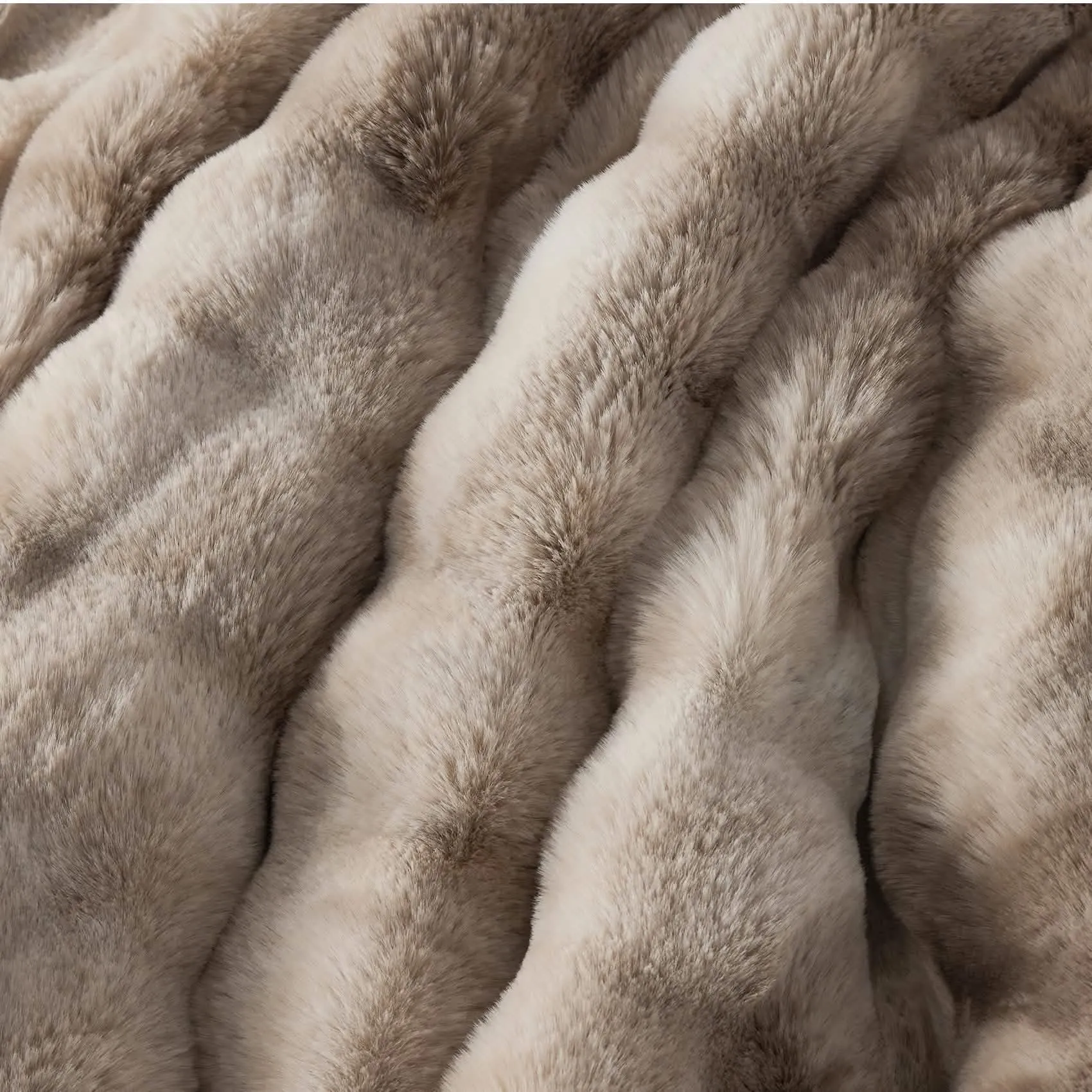 Ultra-Plush Bubble Faux Fur Blanket